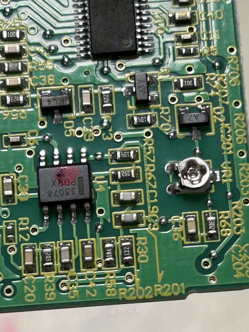 汽车雷达主控拆解与维修指南 专业培训助您成为汽车电脑板维修大神