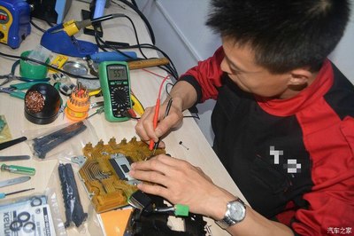 英菲尼迪Q50/Q50L/Q50S变速箱电脑板典型故障与维修全解析